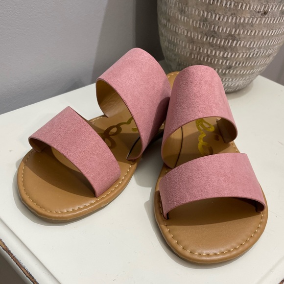Qupid Pink Vegan Suede Sandal - Picture 4 of 9